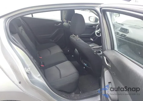 2014 Mazda Mazda3 I Touring z USA, uszkodzony, nr VIN JM1BM1V77E1122560